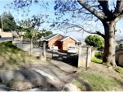 3 Bedroom House For Sale in Pinetown - dkzE.webp