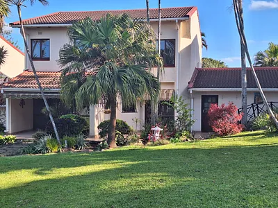 3 Bedroom Townhouse To Rent in Margate - img