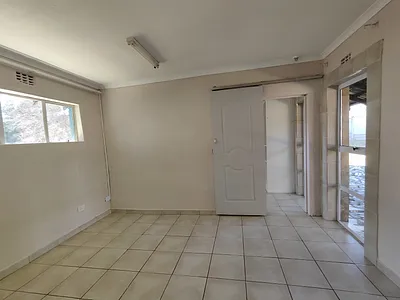1 Bedroom Apartment To Rent in Glen Austin, Midrand - EecT.webp