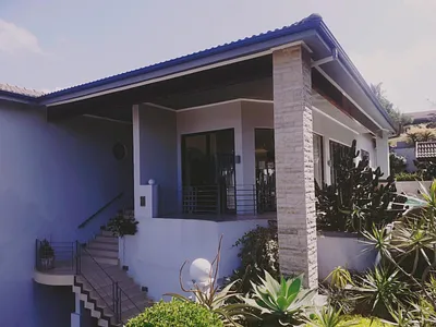 3 Bedroom Townhouse For Sale in Margate - BcX5.webp