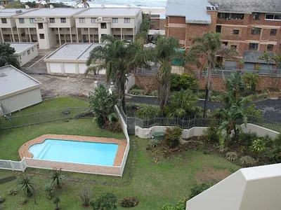 3 Bedroom Apartment For Sale in Margate - k7Mg.webp