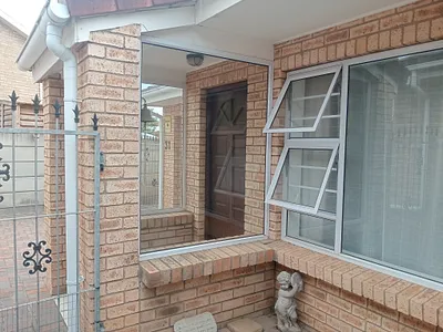 3 Bedroom House For Sale in Jeffreys Bay - UD1X.webp