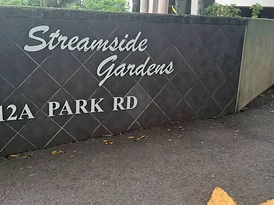 2 Bedroom Townhouse For Sale in Queensburgh - img