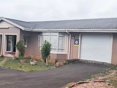 3 Bedroom House For Sale in Pinetown - PVmy.webp
