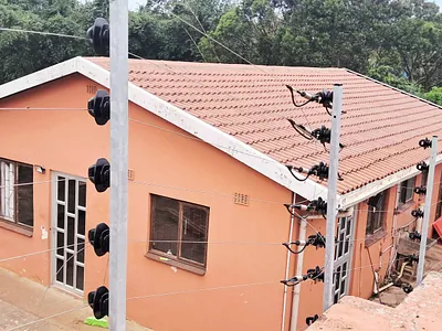 3 Bedroom House For Sale in Phoenix - LVN3.webp