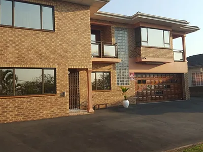 4 Bedroom House For Sale in Durban - iht4.webp