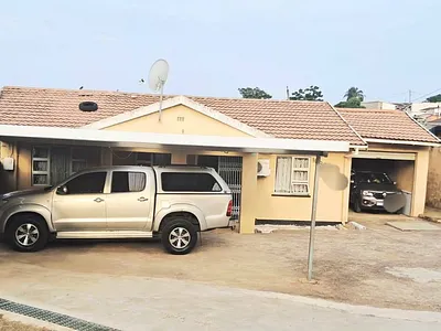 3 Bedroom House For Sale in Durban - HbhH.webp