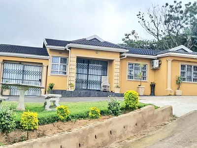 4 Bedroom House For Sale in Kloof - IH69.webp