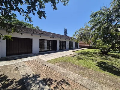 3 Bedroom House For Sale in Margate - niAZ.webp