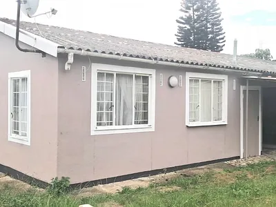 4 Bedroom House For Sale in Durban - I14g.webp