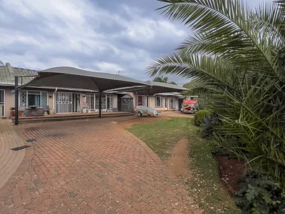 3 Bedroom House For Sale in Kempton Park - img