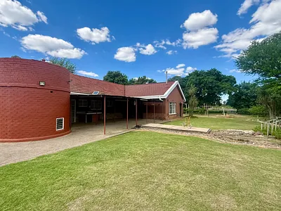 Farm For Sale in Bloemfontein - bjri.webp