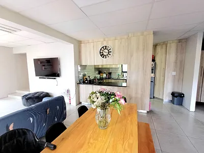 3 Bedroom House For Sale in Bloemfontein - obT7.webp