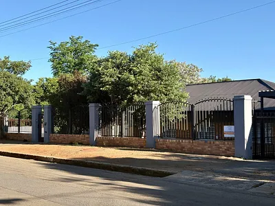 4 Bedroom House For Sale in Bloemfontein - fGtw.webp