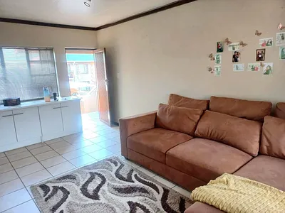 1 Bedroom Apartment For Sale in Bloemfontein - img