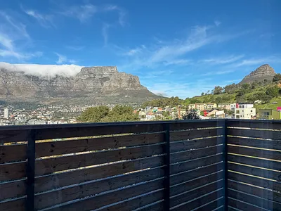 3 Bedroom Apartment For Sale in Cape Town - vRMw.webp
