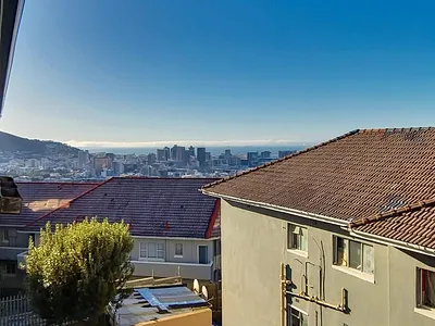 1 Bedroom Apartment For Sale in Cape Town - otoq.webp