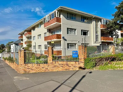 1 Bedroom Apartment For Sale in Cape Town - CsC9.webp