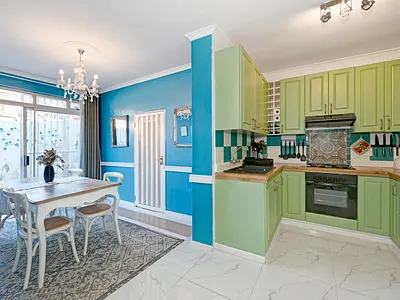 4 Bedroom House For Sale in Cape Town - e3Pe.webp