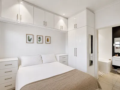 1 Bedroom Apartment To Rent in Cape Town - iIHM.webp
