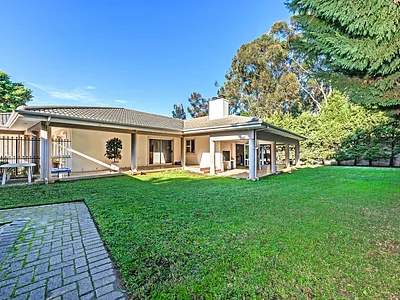6 Bedroom House For Sale in Bellville - mx7n.webp