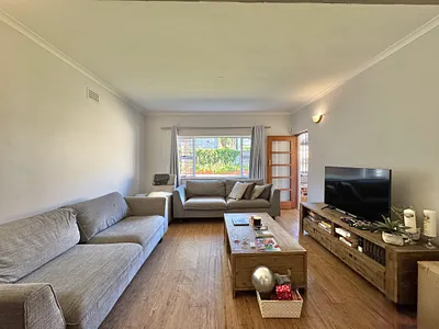 2 Bedroom Apartment For Sale in Cape Town - Cp9s.webp