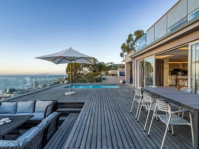 3 Bedroom Apartment For Sale in Cape Town - 0T3a.webp