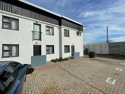 1 Bedroom Apartment For Sale in Cape Town - hqxh.webp