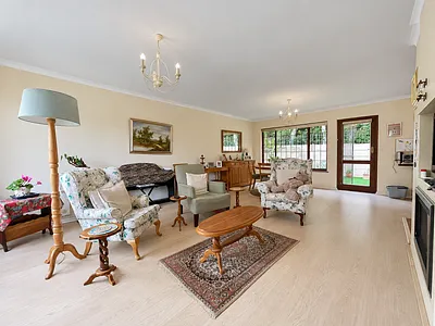 3 Bedroom Apartment For Sale in Cape Town - aVcG.webp