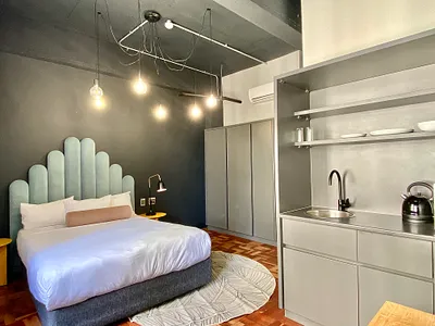 0.5 Bedroom Apartment For Sale in Cape Town - DU0m.webp