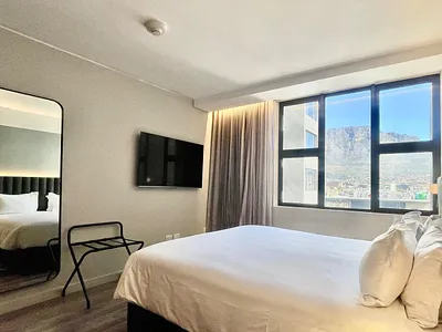 1 Bedroom Apartment For Sale in Cape Town - 1CwM.webp