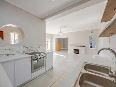4 Bedroom House For Sale in Bellville - GDGl.webp
