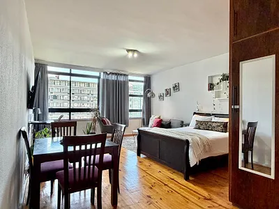 0.5 Bedroom Apartment For Sale in Cape Town - k4Ez.webp