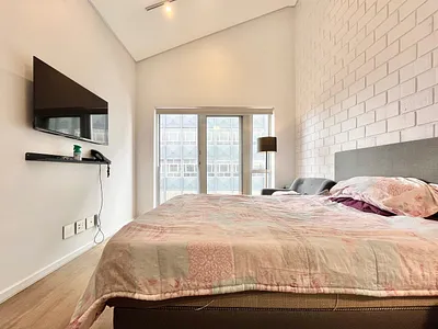0.5 Bedroom Apartment For Sale in Cape Town - SmWi.webp