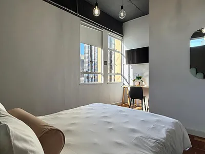 0.5 Bedroom Apartment For Sale in Cape Town - YcLK.webp