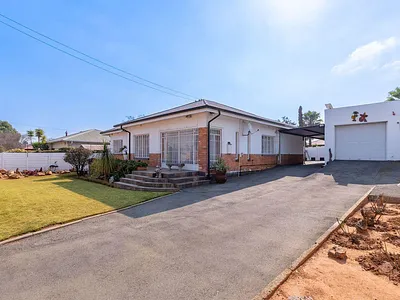 3 Bedroom House For Sale in Germiston - nwne.webp