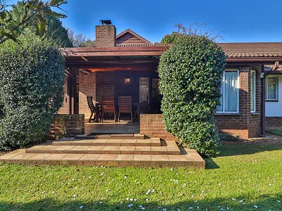 4 Bedroom House For Sale in Howick - s5UC.webp