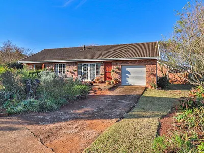 3 Bedroom Townhouse For Sale in Howick - 6lqG.webp