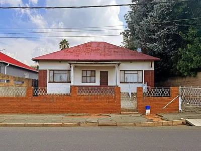 3 Bedroom House For Sale in Johannesburg - 8bYV.webp