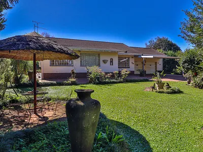 3 Bedroom House For Sale in Howick - YBHr.webp