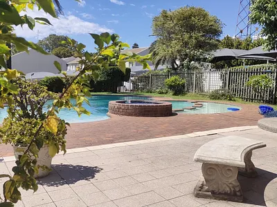 3 Bedroom Townhouse For Sale in Bedfordview - img