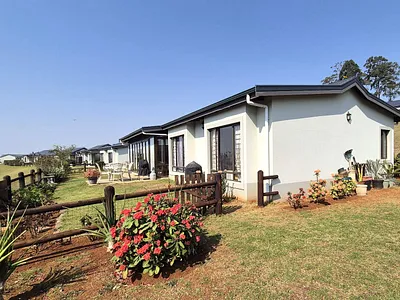 3 Bedroom Townhouse For Sale in Howick - q0eZ.webp