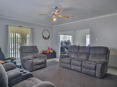 3 Bedroom House For Sale in Howick - hJyZ.webp