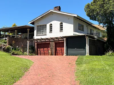 4 Bedroom House For Sale in Howick - q8Ih.webp