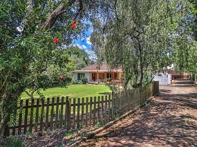 3 Bedroom House For Sale in Howick - PqR9.webp