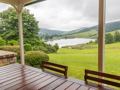 5 Bedroom House For Sale in Howick - J3SU.webp