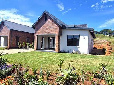 2 Bedroom Townhouse For Sale in Howick - aAl8.webp