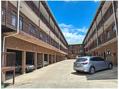2 Bedroom Apartment For Sale in Howick - img