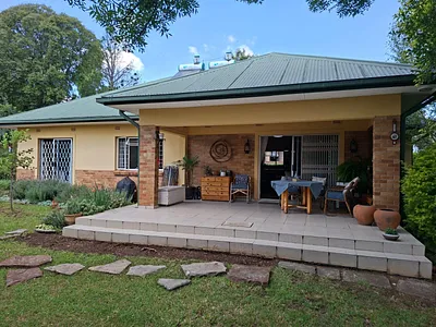 3 Bedroom House For Sale in Estcourt - img