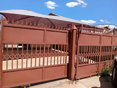 2 Bedroom House For Sale in Soshanguve VV, Soshanguve - QwCI.webp